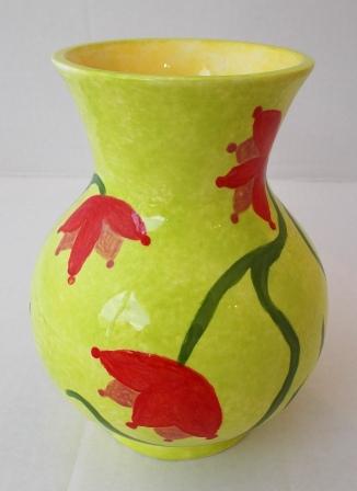 Medium Classic Vase (15cm H)