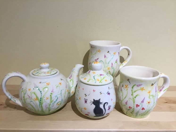 flower and cat hand painted tea set