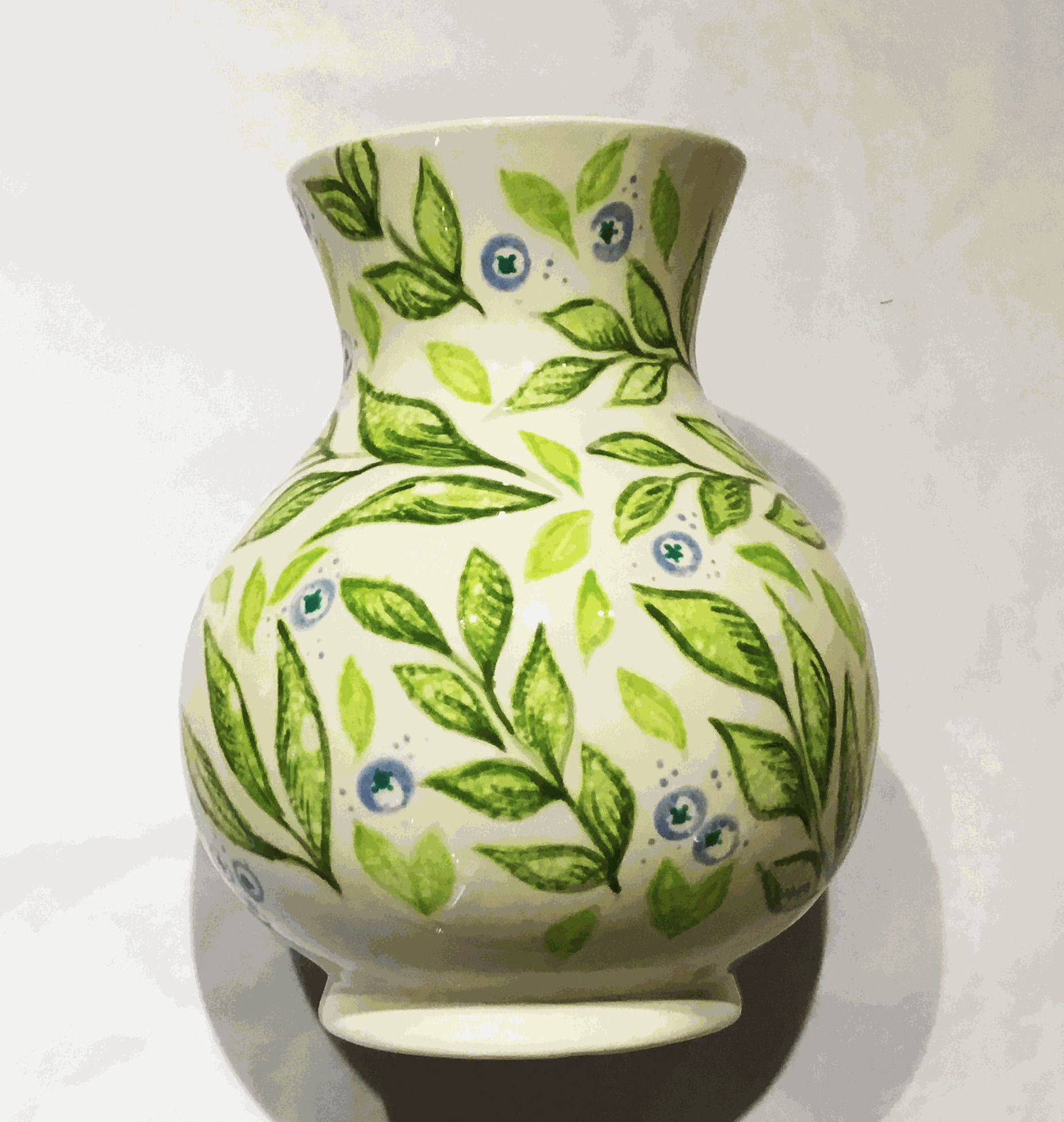 fingerprint-tree-manor-vase
